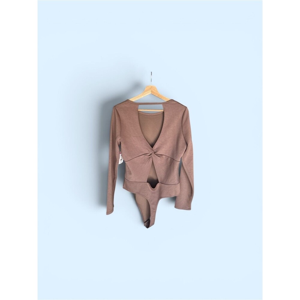 HUDSON XL The Knot Back Bodysuit in Deep Taupe SCULTPTING - Picture 6 of 7